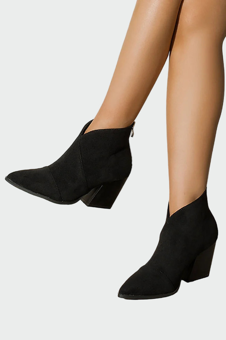 Black ankle boot with pointed toe