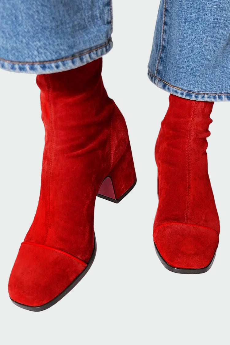 Boot with Square Toe and Thick Heel