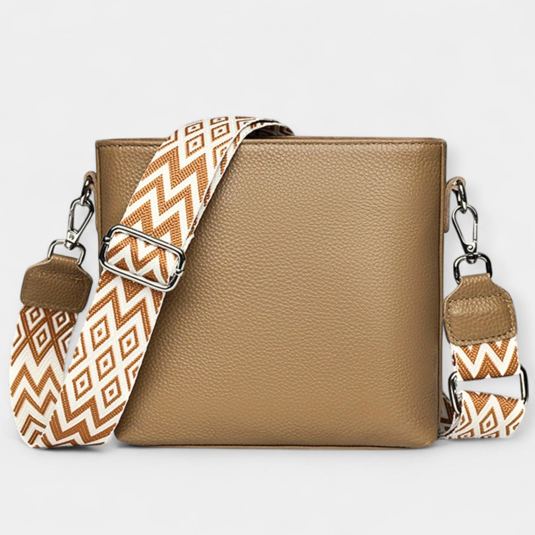 Crossbody shoulder bag