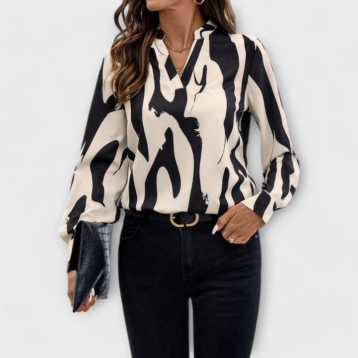 Graphic Pattern T-Shirt with Elegant Design