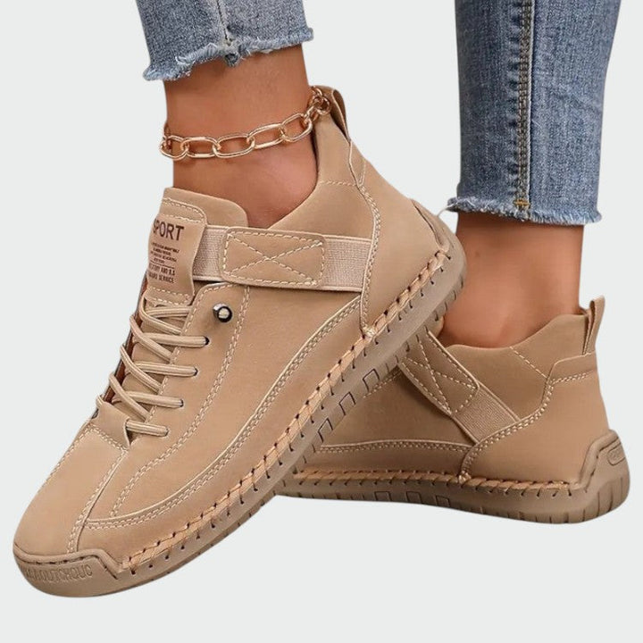 Alma - Comfortable orthopedic training shoes