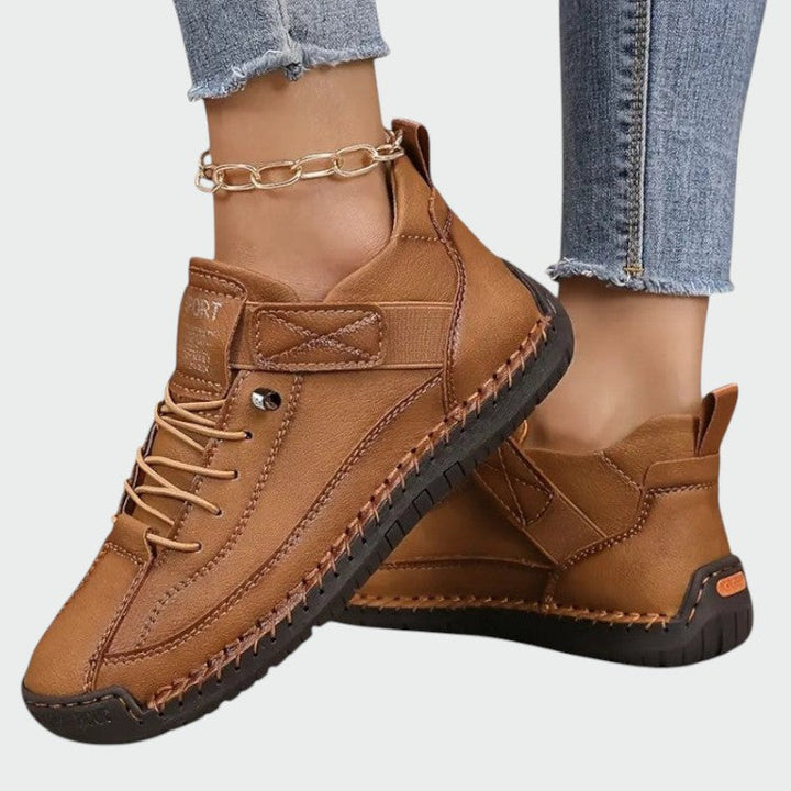 Alma - Comfortable orthopedic training shoes