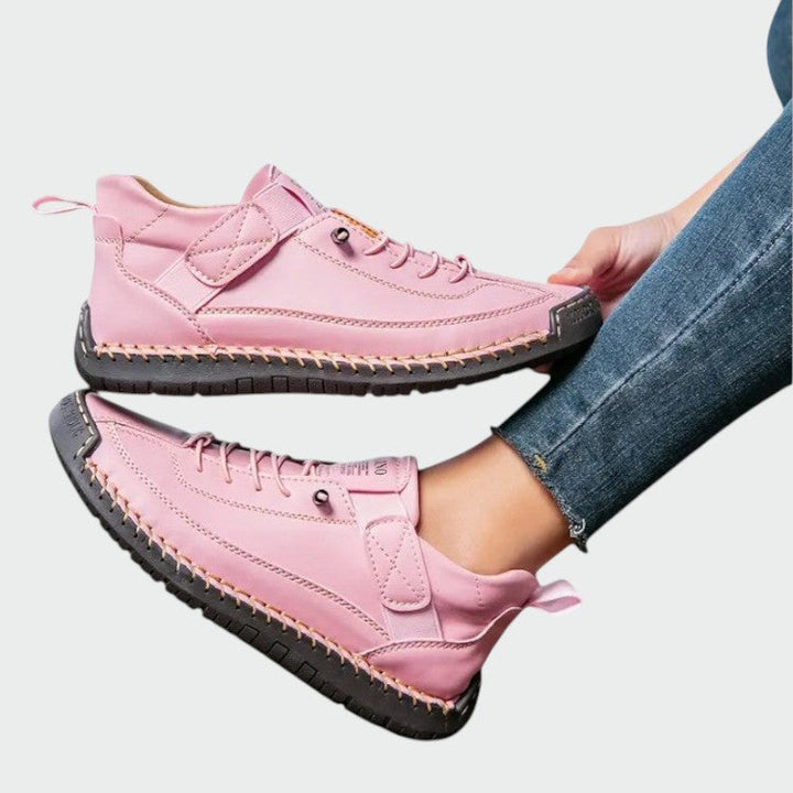 Alma - Comfortable orthopedic training shoes