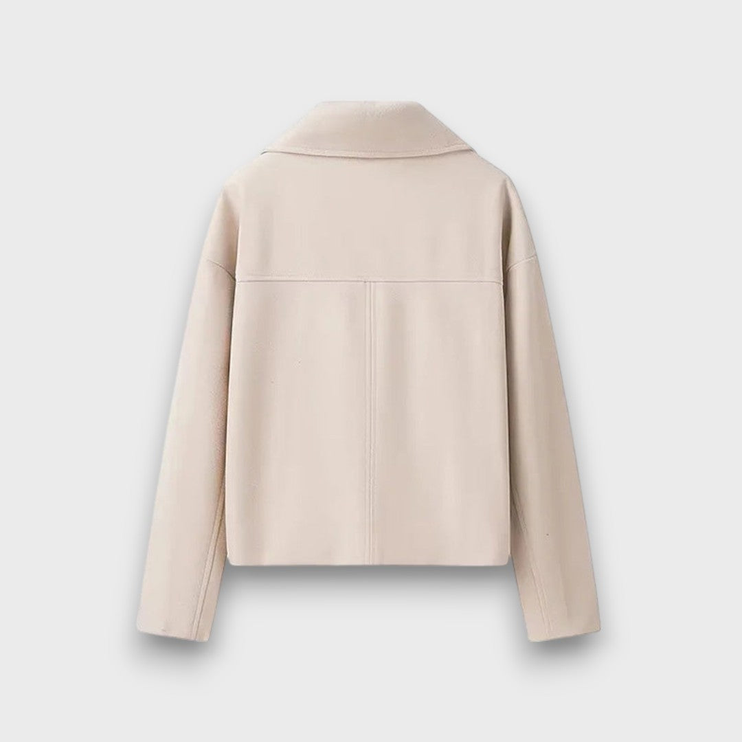 Pinalle – Short coat with a notched collar