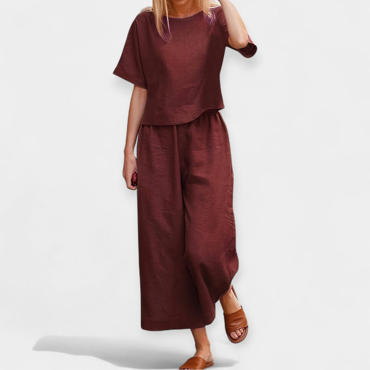 Airy Pants Set with Short-Sleeved Top