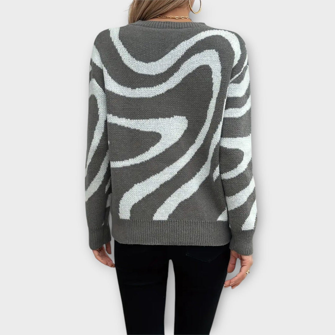 Larissa - Cozy Sweater