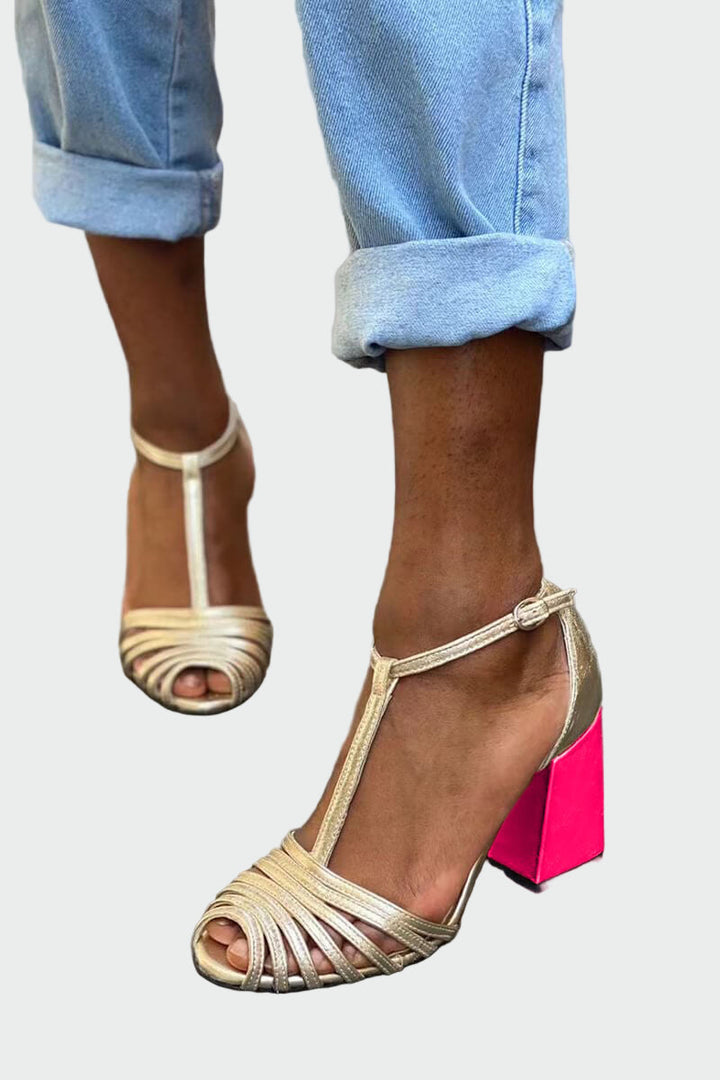 Elegant sandals with T-strap