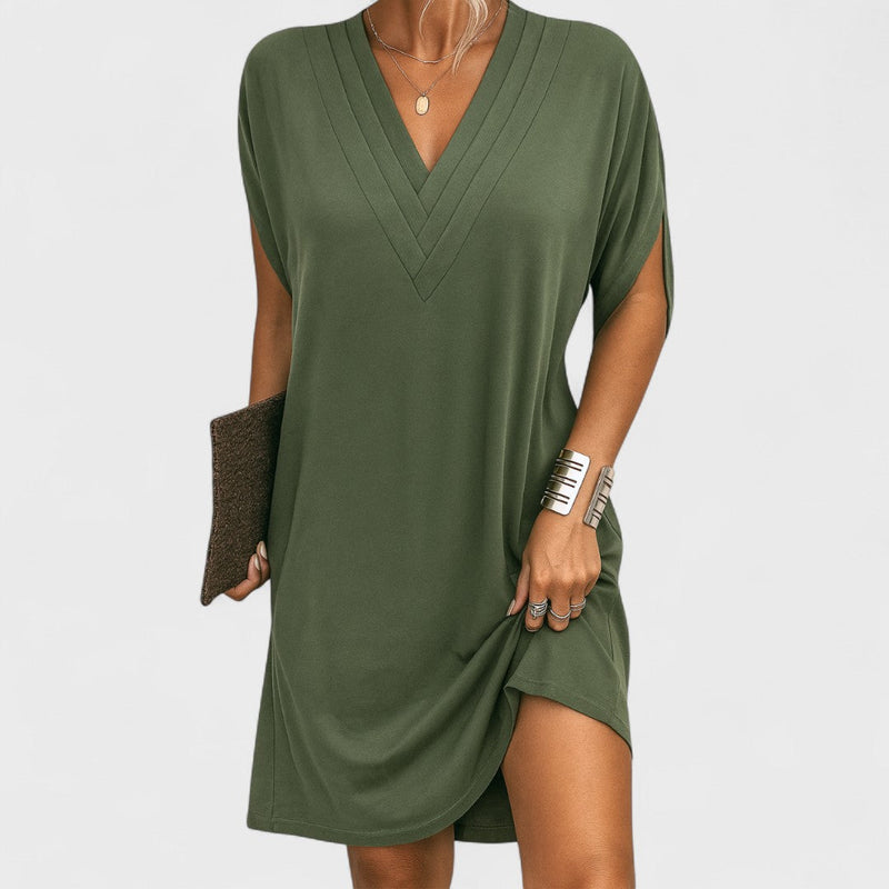 Sense - Elegant dress with a captivating cut