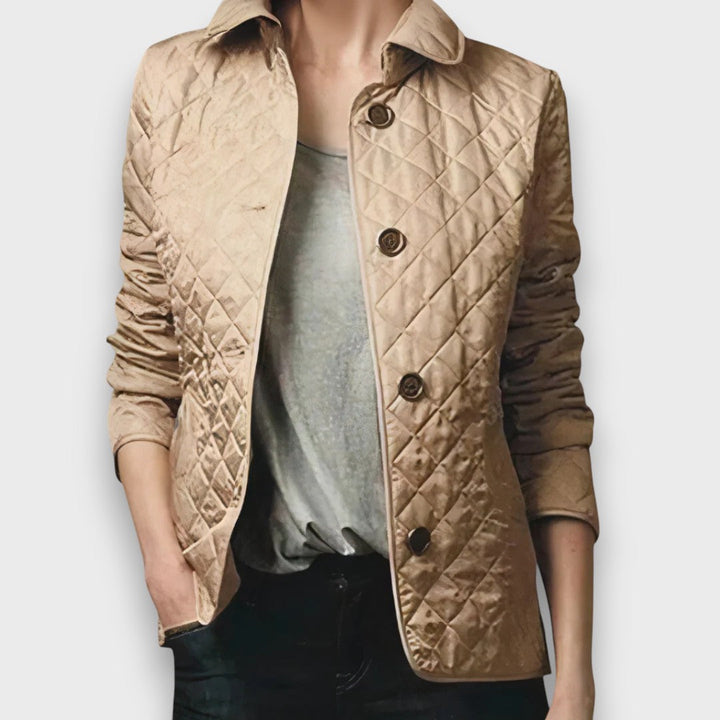 Eranis – Lightweight jacket for the transitional season