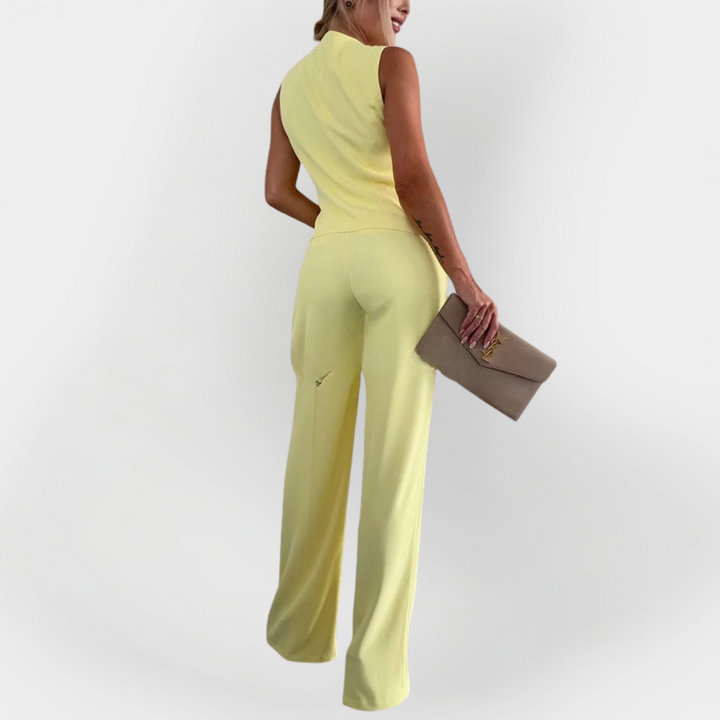 Elegant Pantsuit with Sleeveless Top