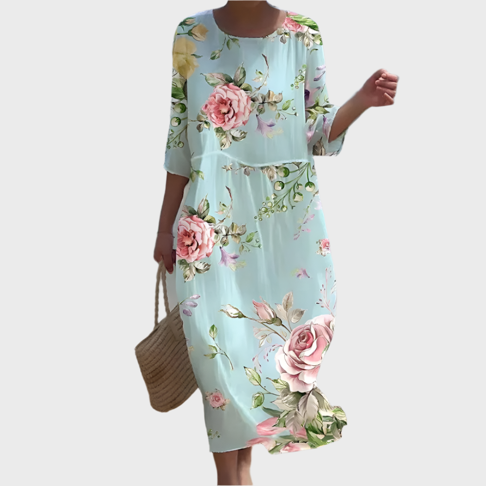 Airy dress with coverage