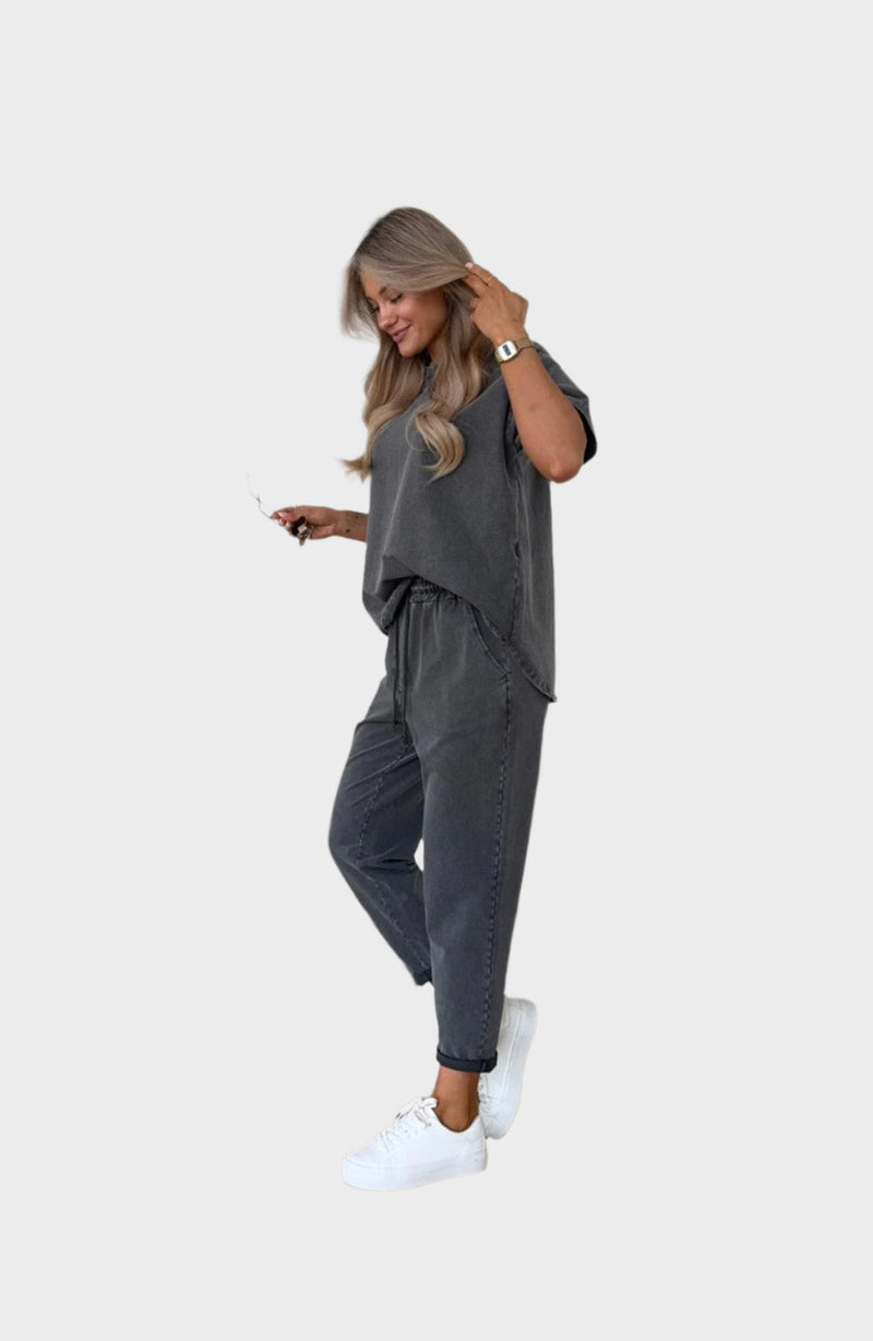 Casual Set with Blouse and Jogger Pants