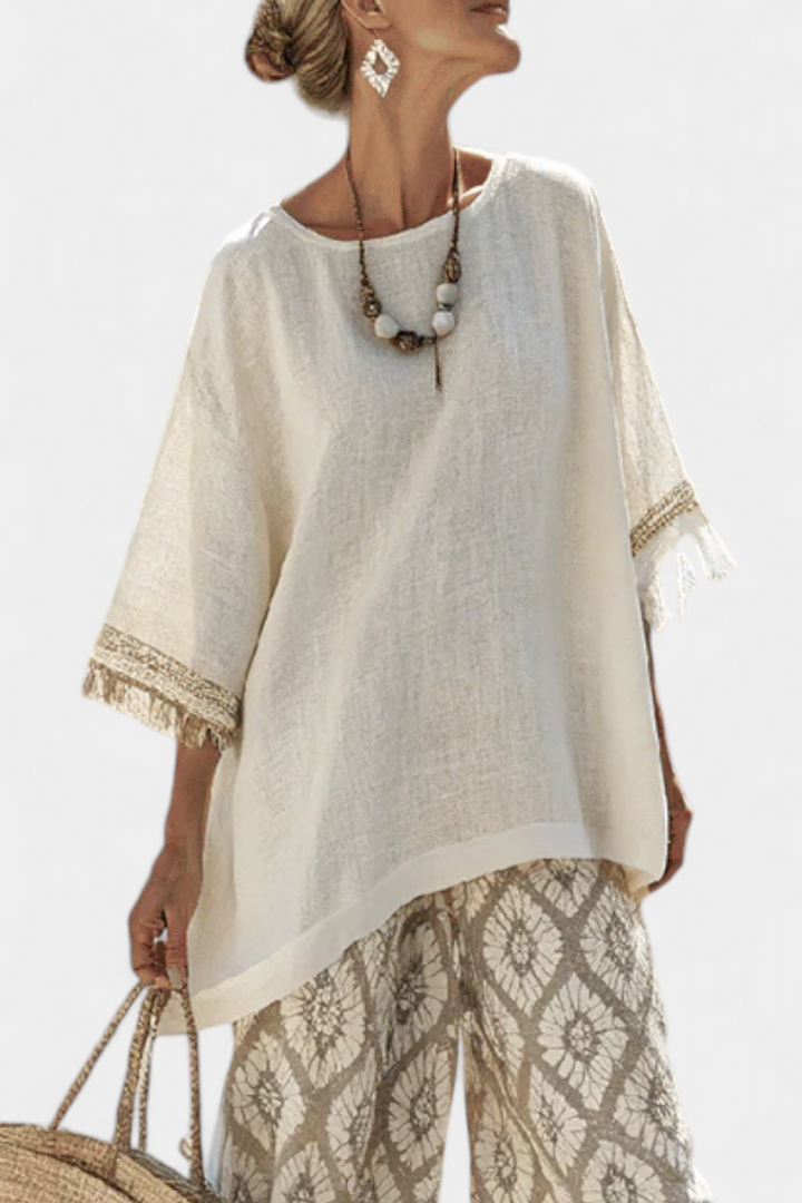 Boho Chic Daisy Set: Long Blouse and Patterned Pants for a Unique Style