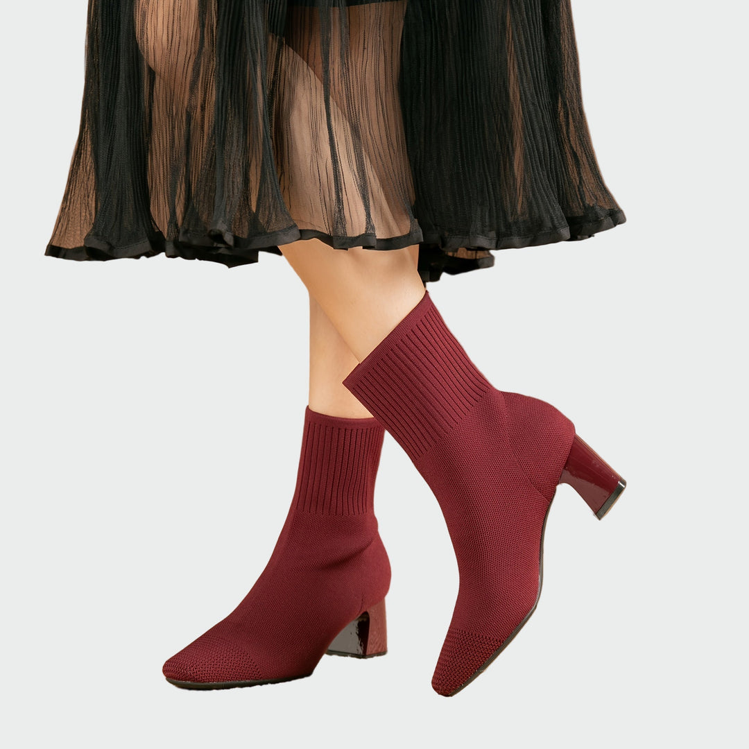 Knitted orthopedic boots