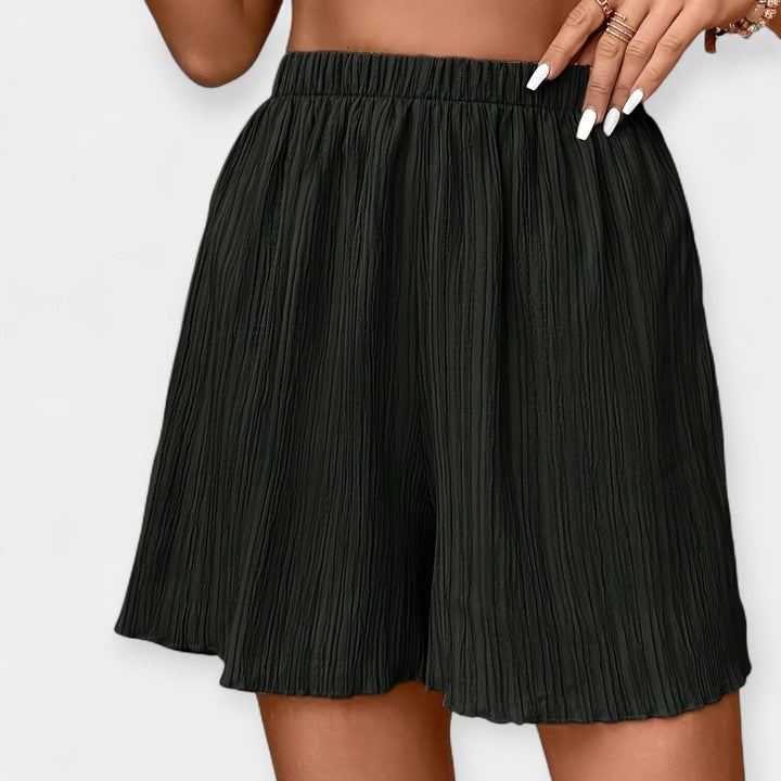 Stylish Shorts with Pleats