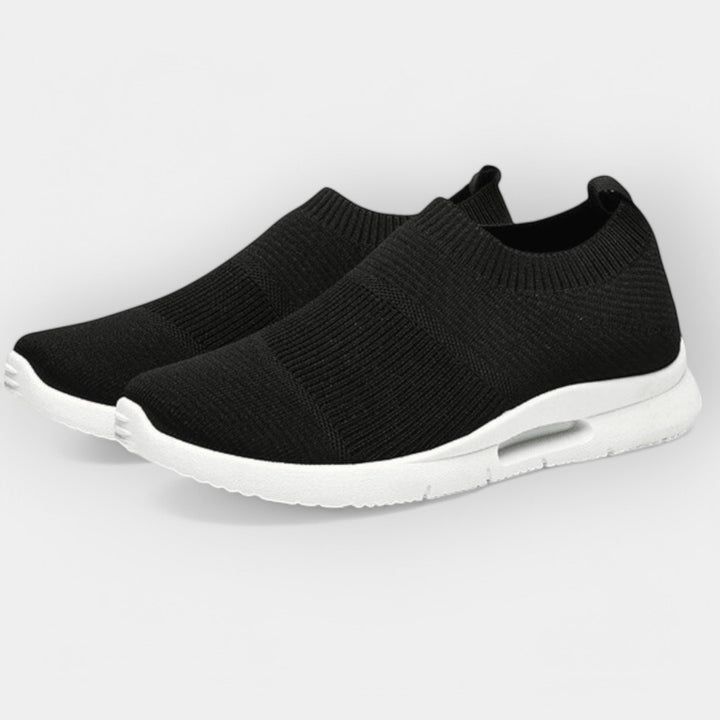 Sports Shoes with Shock-Absorbing Technology