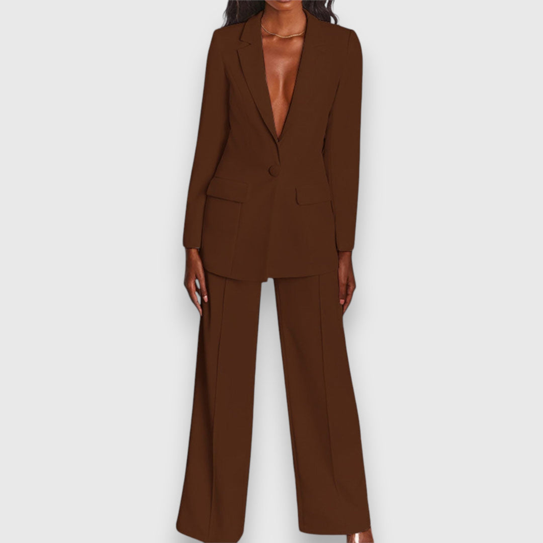 Set Blazer for Elegant Appearances