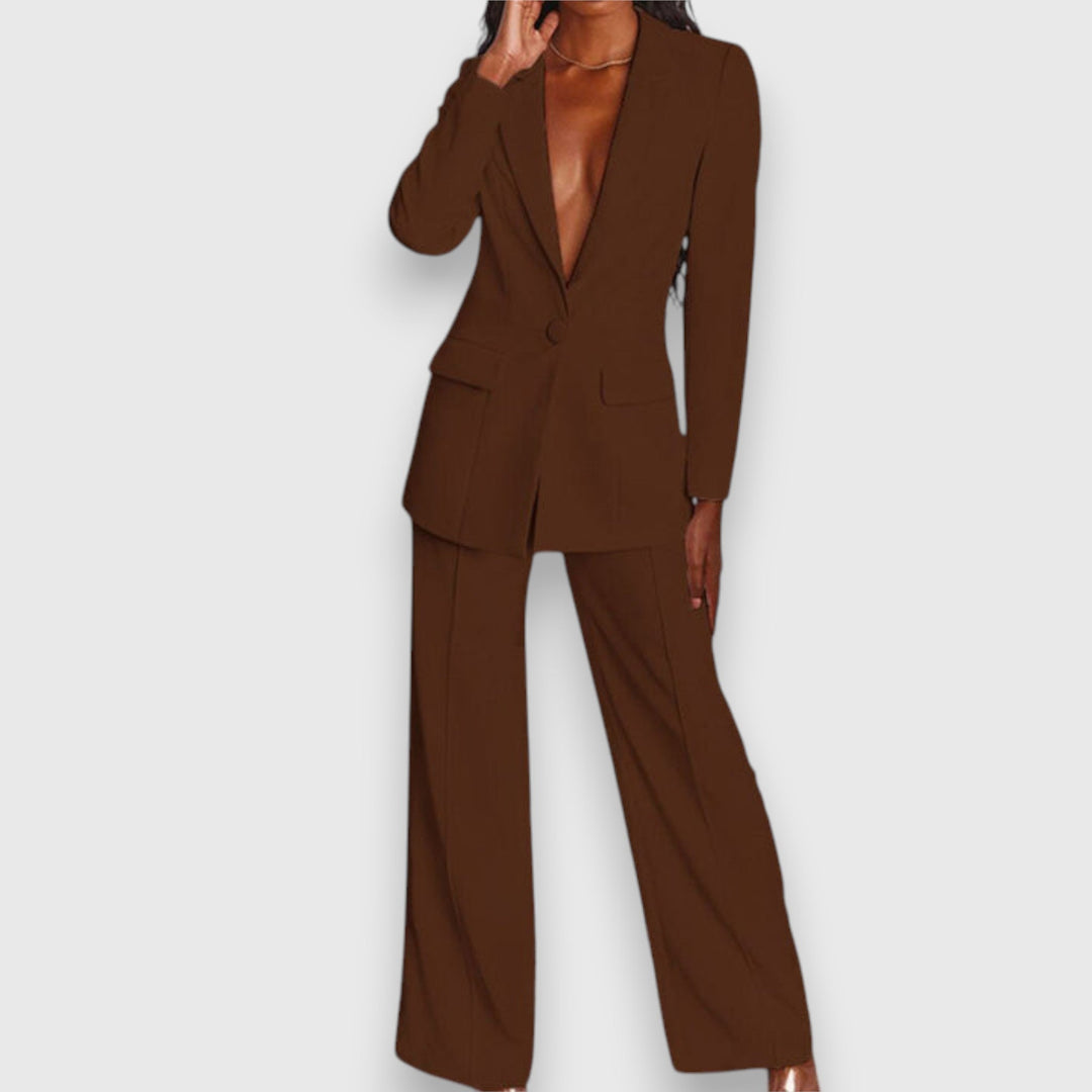 Set Blazer for Elegant Appearances