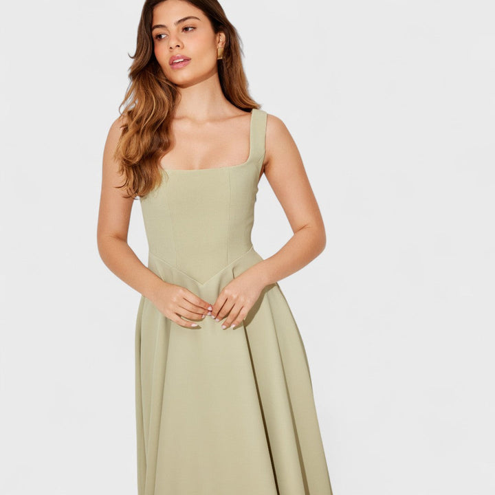 Amelia – Timeless Flowing Midi Dress