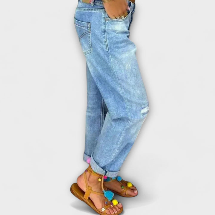 Comfortable Fit Jeans