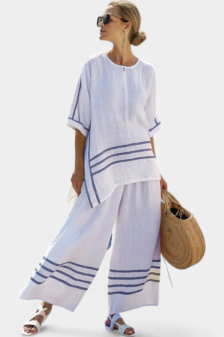 Seller with Wide Stripes and Asymmetrical Cut - Modern and Comfortable Style