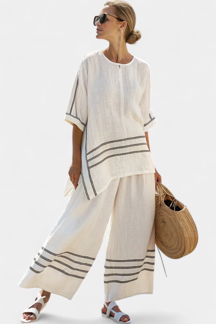 Seller with Wide Stripes and Asymmetrical Cut - Modern and Comfortable Style