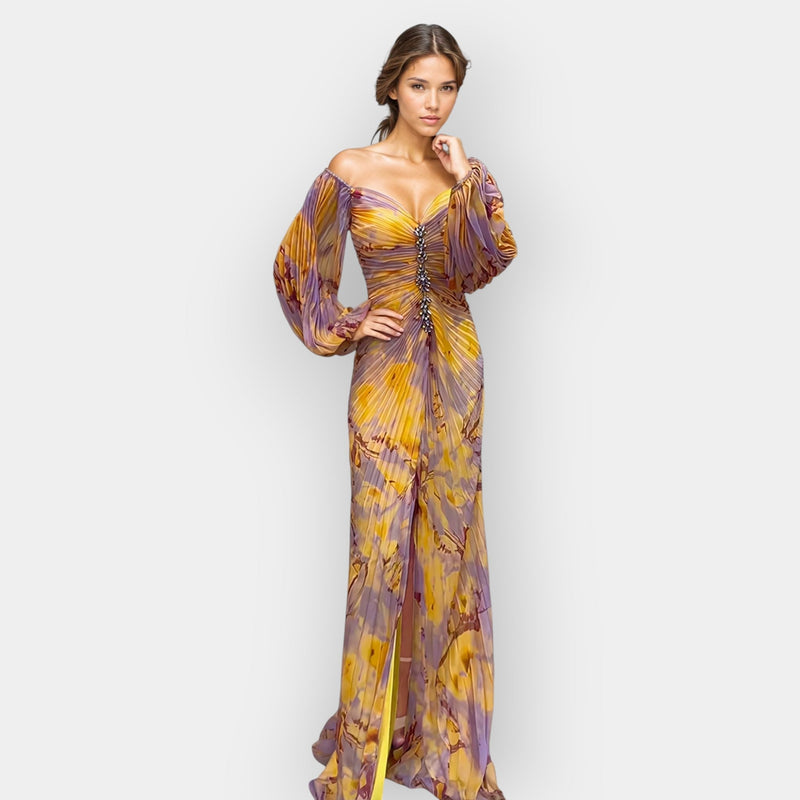Airy dress with cutouts