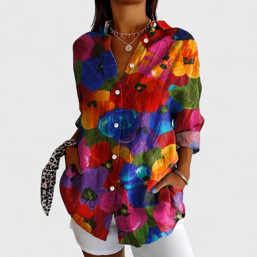 Annika - Colorful blouse with playful print