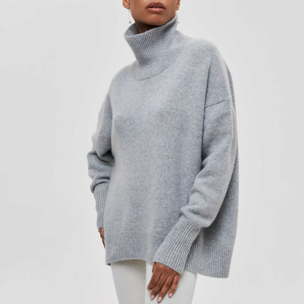 Katrielle - cozy pullover with high collar