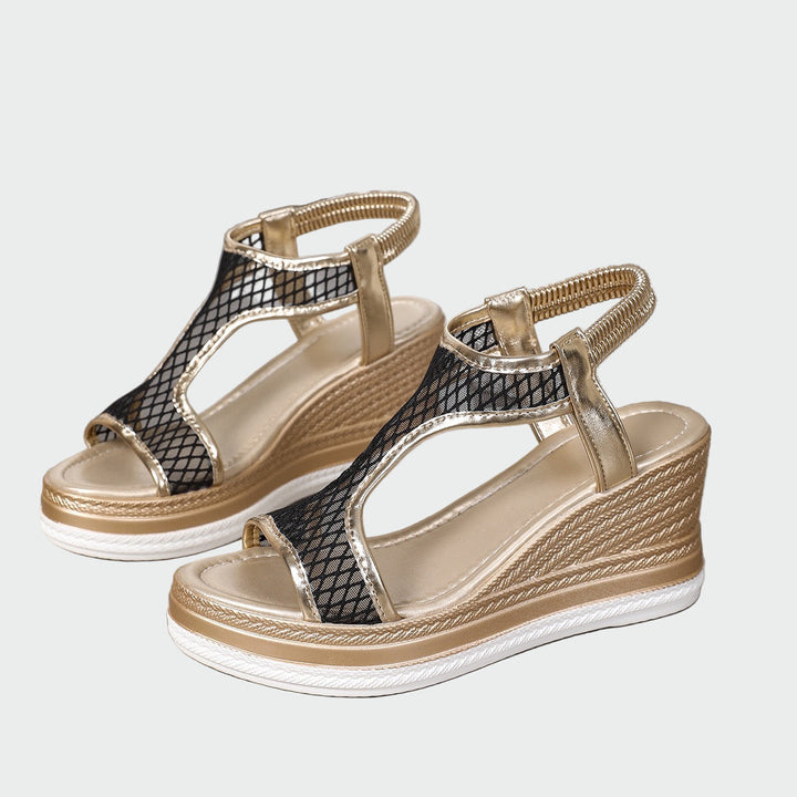 Elegant orthopedic women's sandal with platform