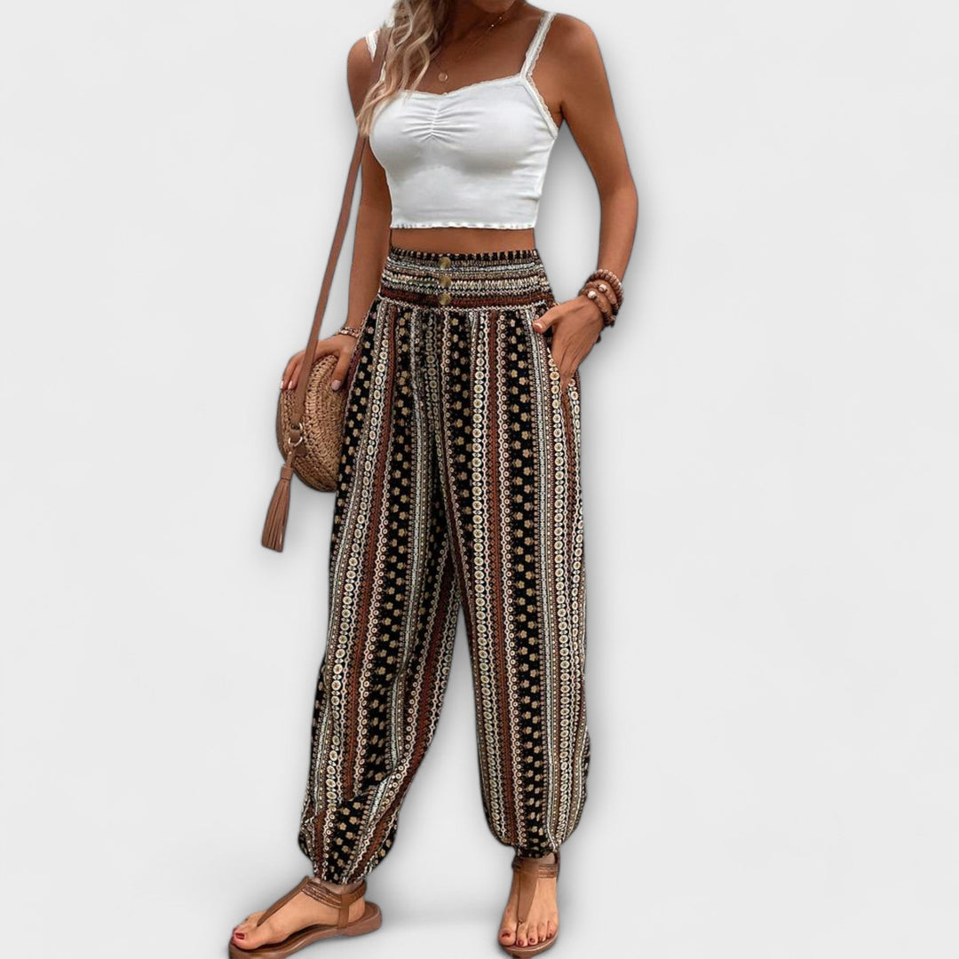 Pants with Folkloric Pattern
