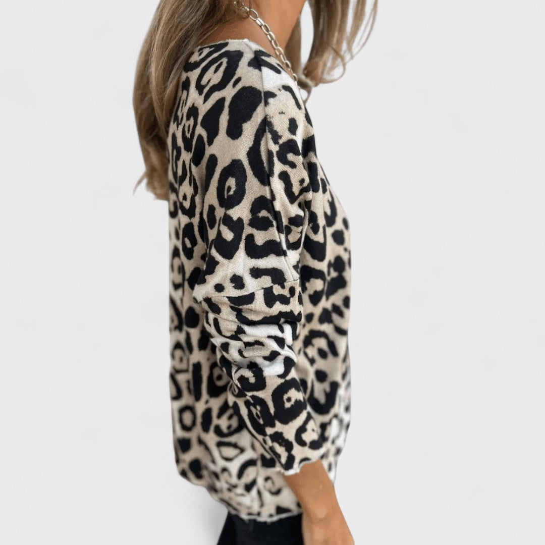 Elvéra - Women's Casual Top with Leopard Print