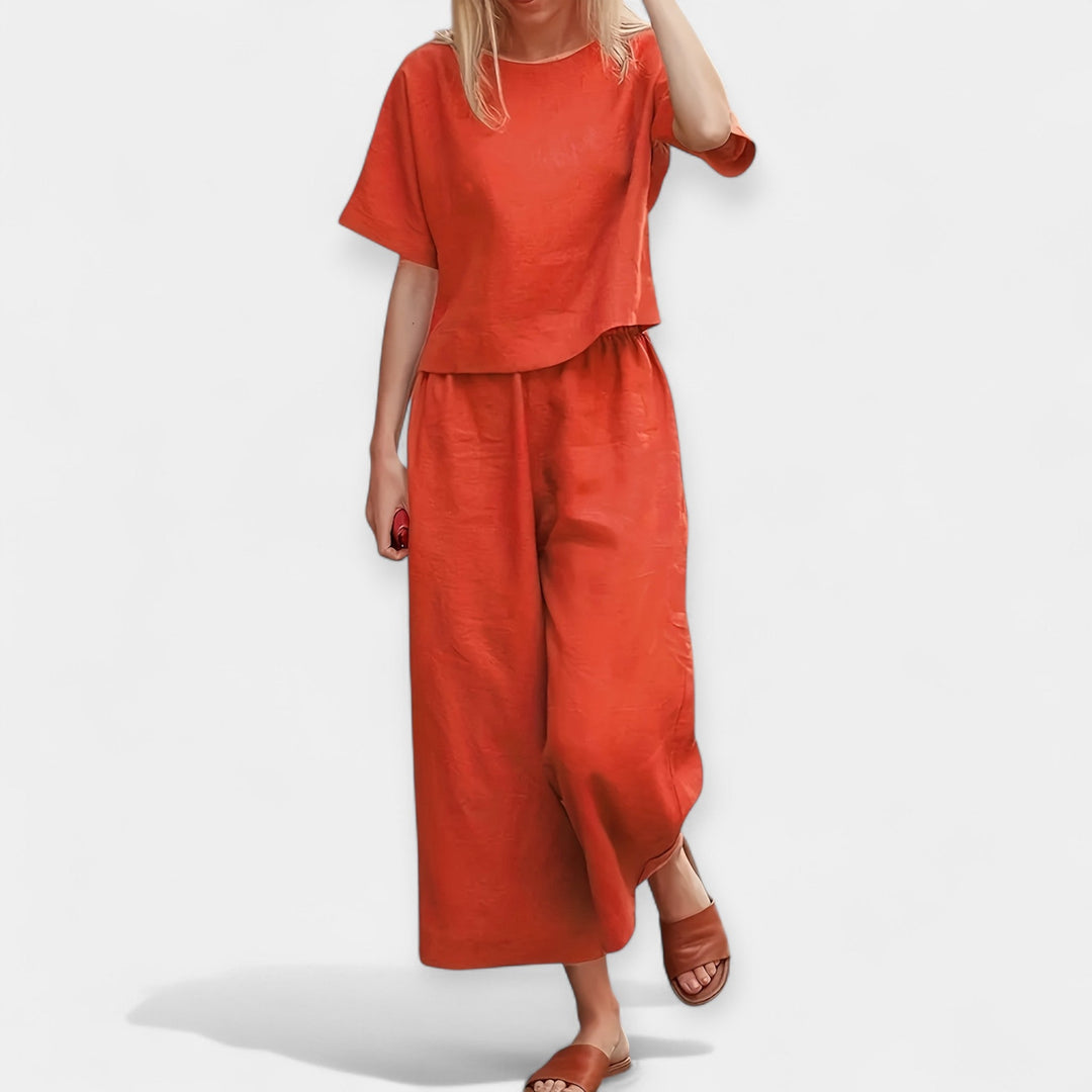 Airy Pants Set with Short-Sleeved Top