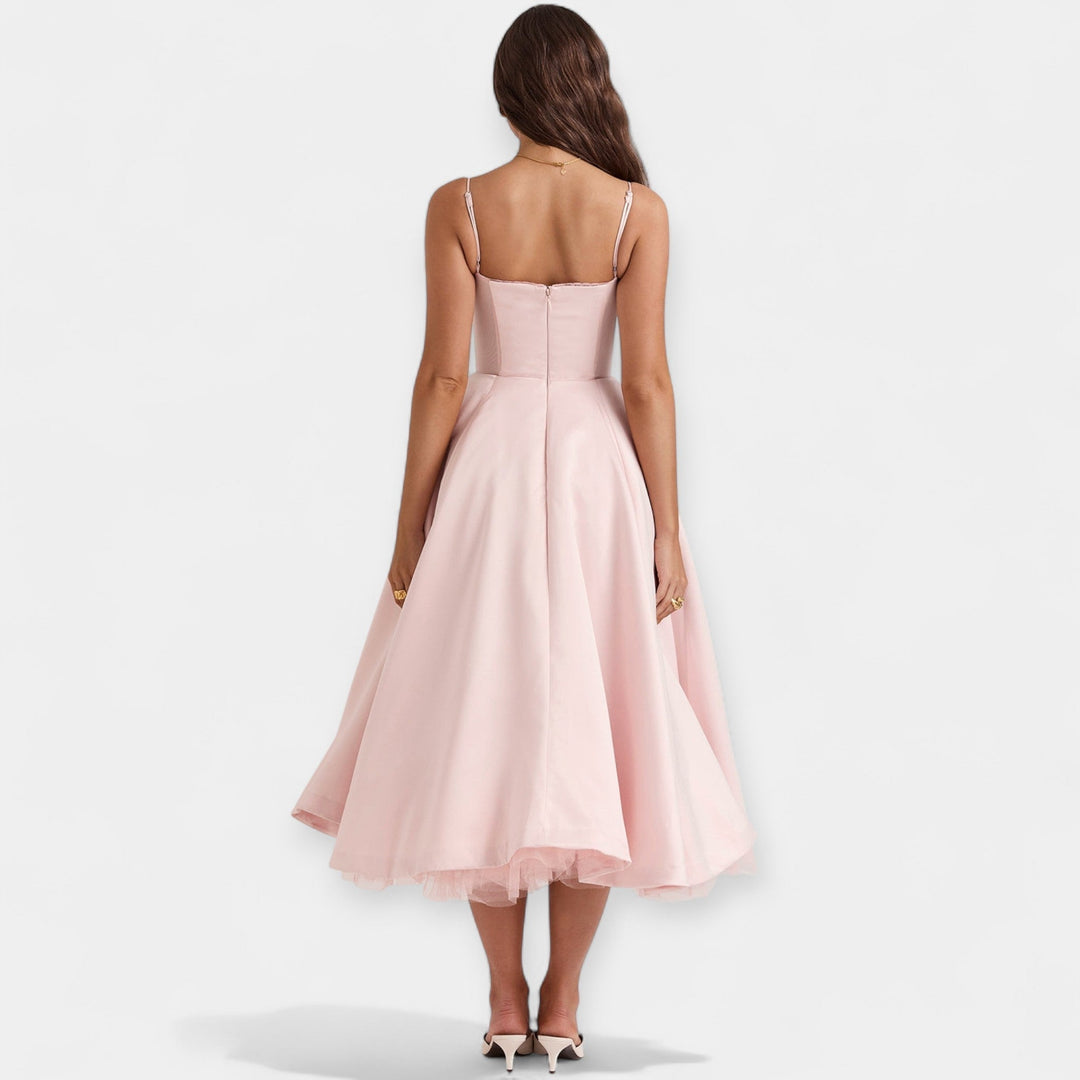 Midi dress with tulle and style