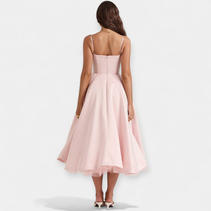 Midi dress with tulle and style