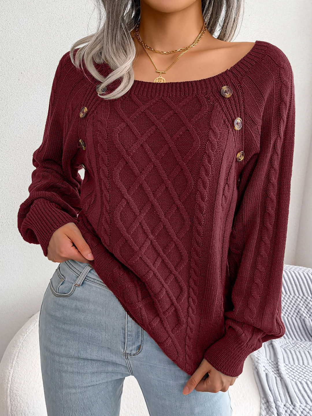 Emilia - Classic and Comfortable Sweater