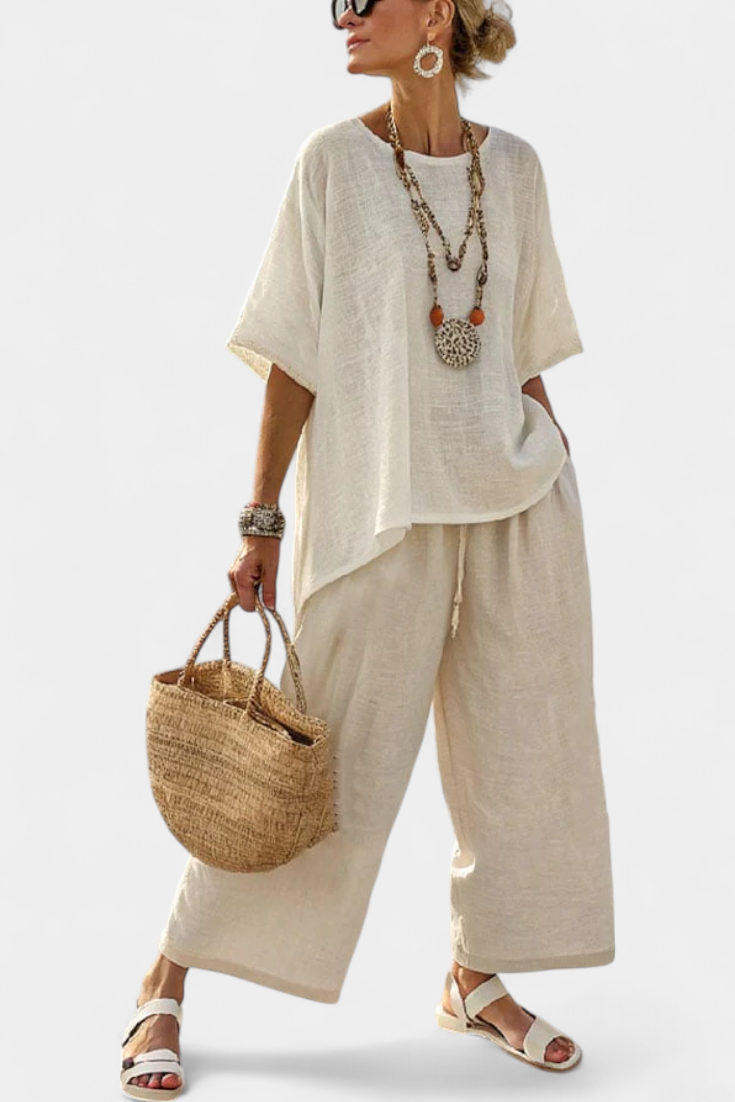 Overall Minimalist Daisy in Natural Shades with Oversized Blouse and Wide Pants for a Simple and Elegant Style
