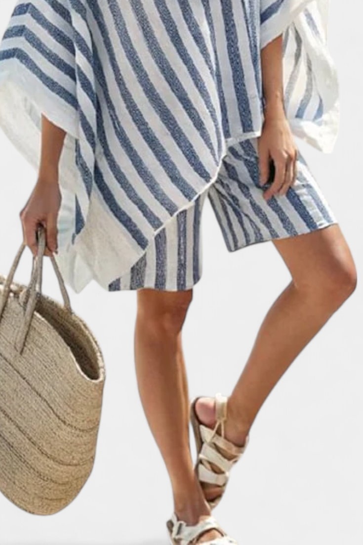 Set with Striped Nancy with Oversized Blouse and Elegant Shorts