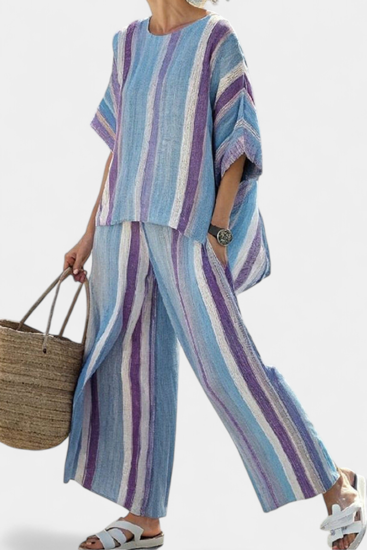 Elegant Daisy Set with Stripes in Mauve and Light Blue for a Sophisticated Look