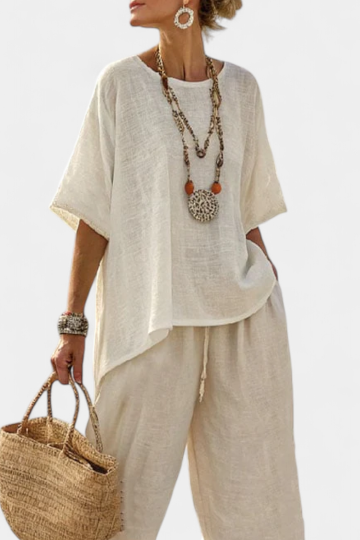 Overall Minimalist Daisy in Natural Shades with Oversized Blouse and Wide Pants for a Simple and Elegant Style