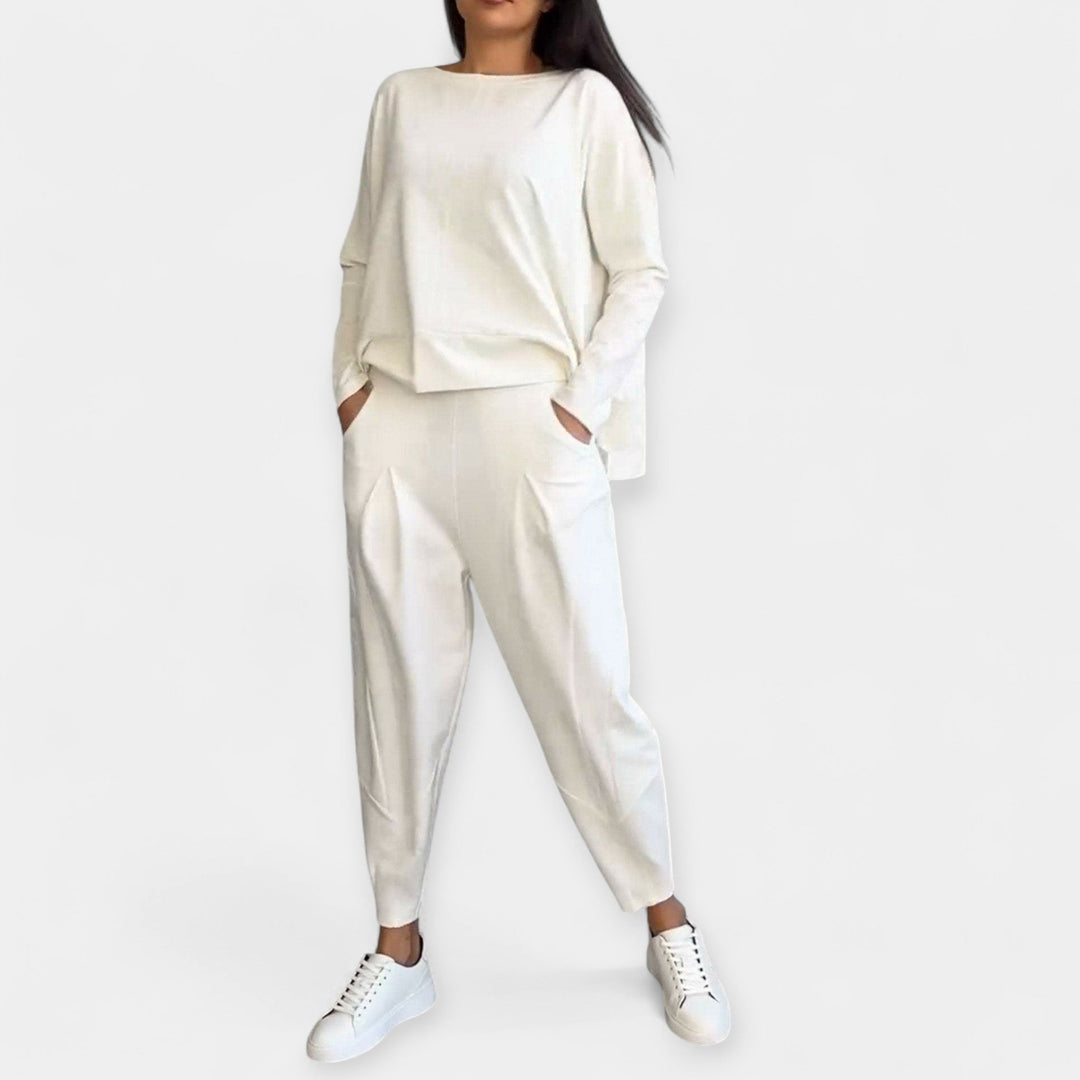 Composition with Long Sleeves