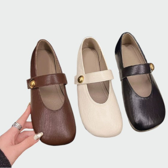 Alma – Round-Toed Mary Jane Shoes with Button