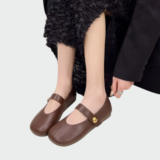 Alma – Round-Toed Mary Jane Shoes with Button
