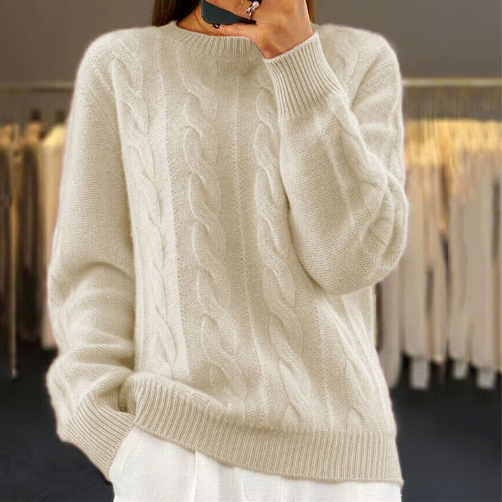Angelika - Classic Sweater in Warm Knit